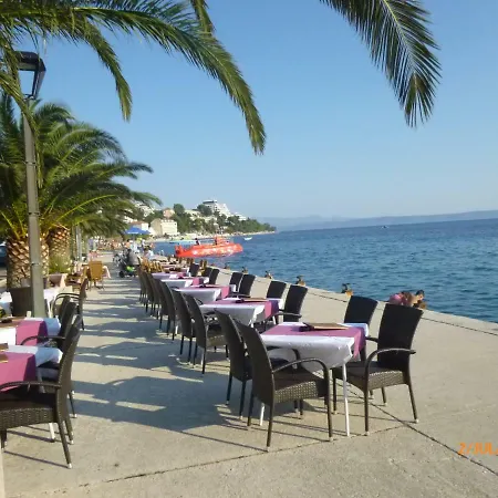 Haus Sonja Apartment Podgora Exterior photo